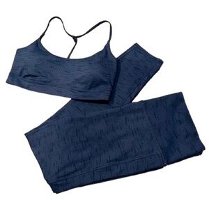NWT vuori leggings and sports bra set Size L